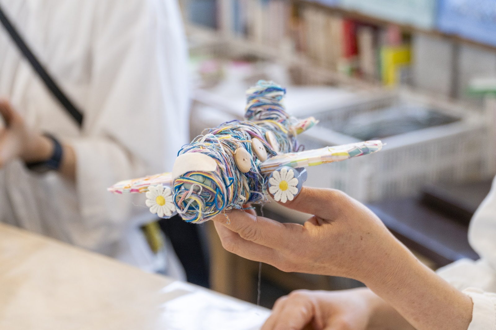 毛糸ぐるぐるの生きものも登場